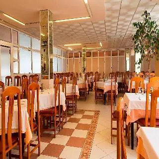 Alone Hotel