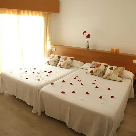 Alone Hotel 3*
