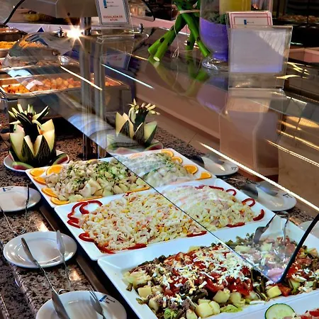 Alone Cala de Finestrat