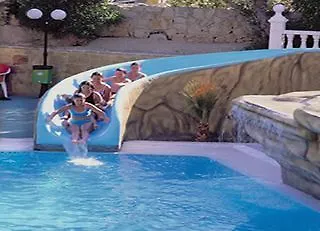 Alone Otel 3*