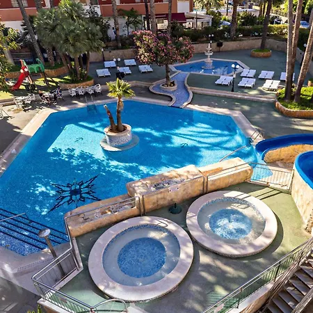 Alone Otel