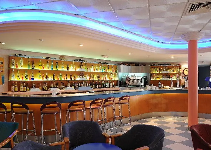 Alone Cala de Finestrat