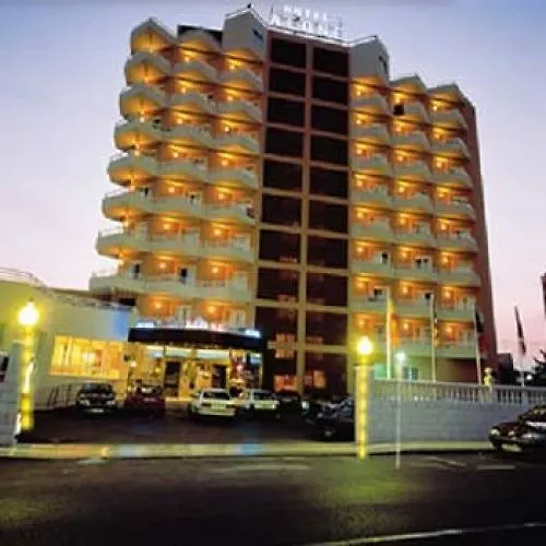 Alone 3* Cala de Finestrat